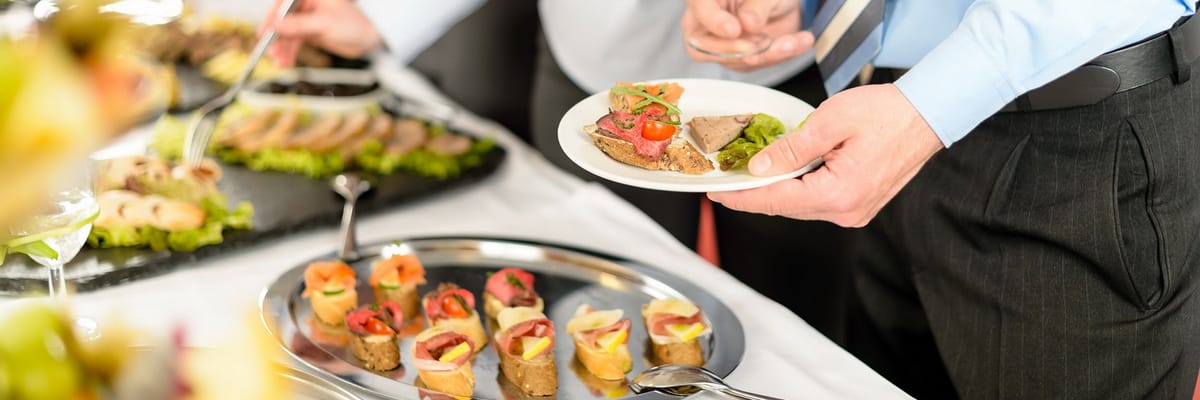 Maßgeschneiderte Catering-Erlebnisse von Catering4u by Frank Tobben für Private Events