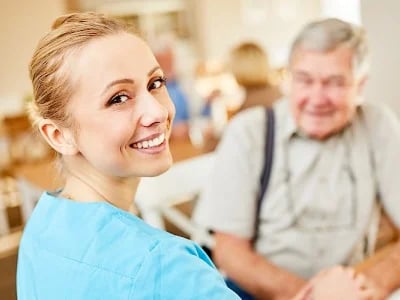 Pflegekraft gesucht: Finden Sie die richtige Unterstützung für Ihren Pflegebedarf