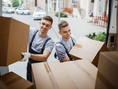 Seniorenumzug und Erinnerungen: So gelingt ein emotionaler Neuanfang