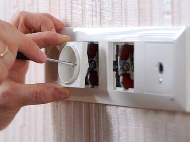 Elektriker Notdienst Köln: Schnelle Abhilfe bei Elektrodefekten